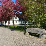 Pilemosegaard, Med 2 Vaerelser